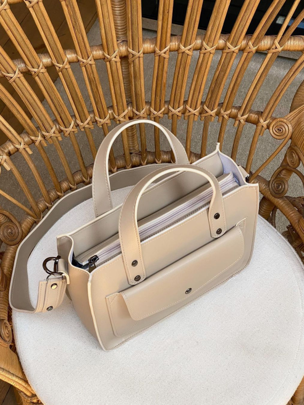 Містка сумка з кишенею спереду НІКОЛЬ бежевого кольору LM4000-5