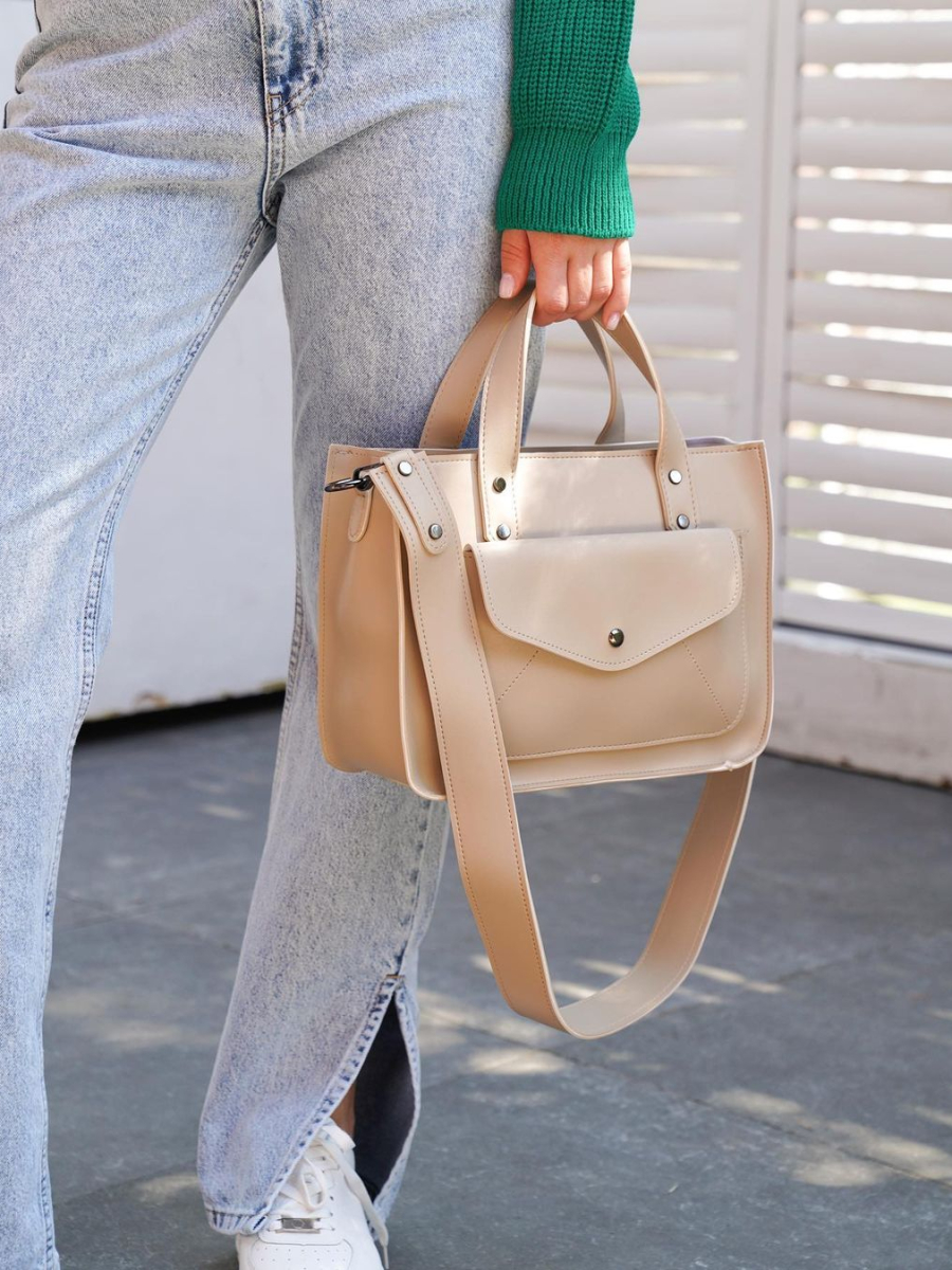 Містка сумка з кишенею спереду НІКОЛЬ бежевого кольору LM4000-5