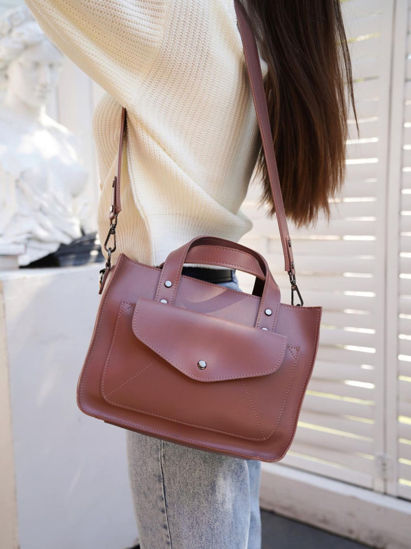 Містка сумка з кишенею спереду НІКОЛЬ темно-пудрового кольору LM4000-8