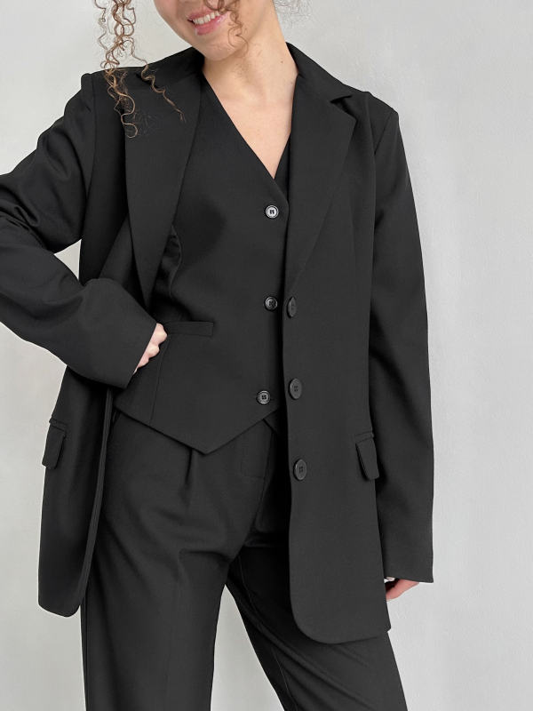 Жакет oversize з трьома ґудзиками чорний LEMAN LM4568-1