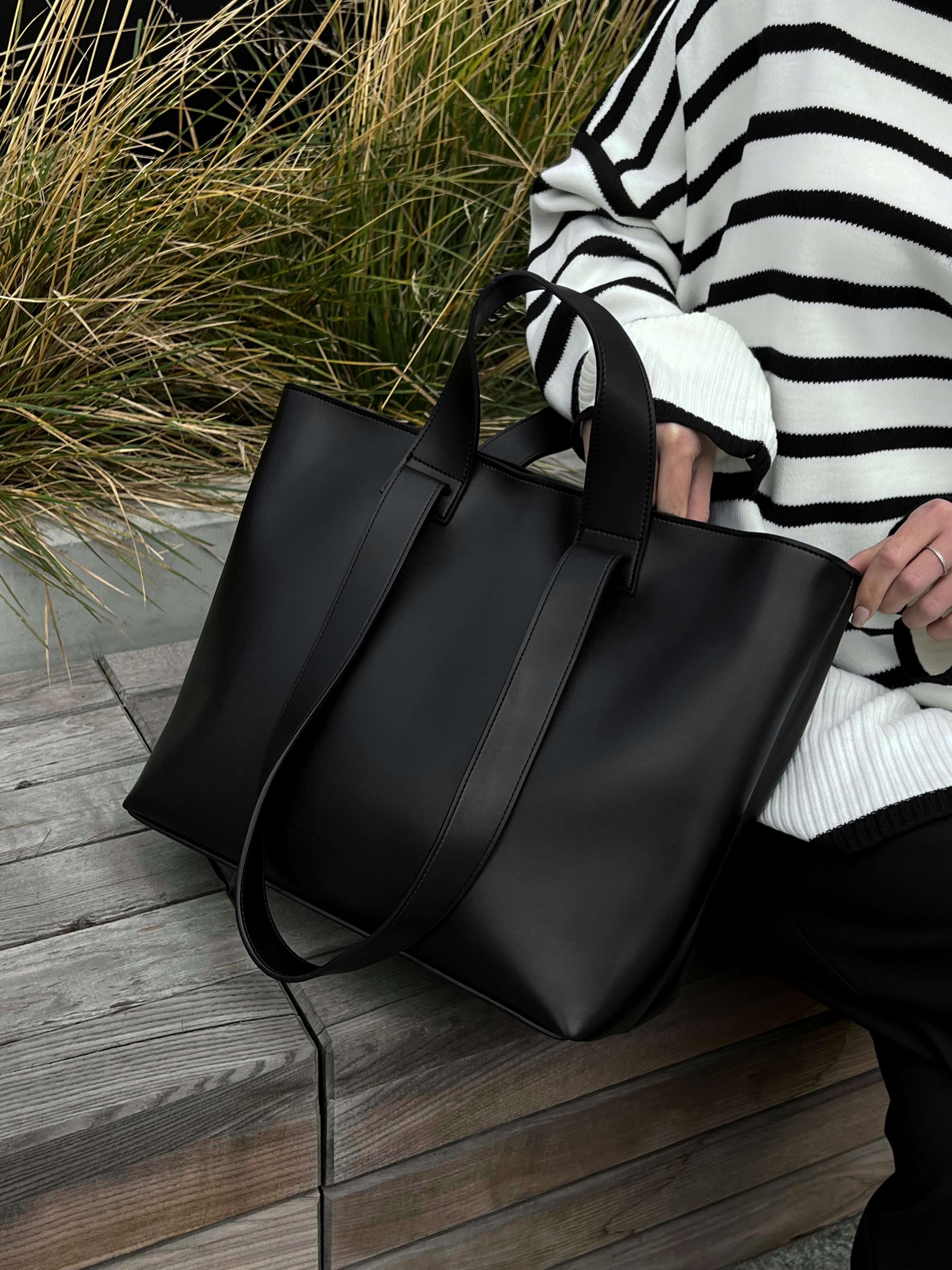 Містка сумка-шопер МЕГАН чорна LEMAN LM4343-1